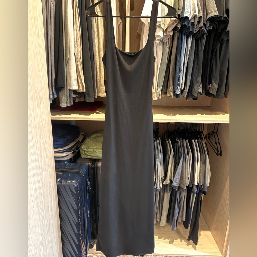 Le Lis Collection Black Cocktail Dress